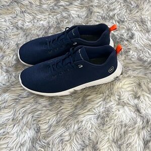 Peter Millar navy tennis shoes
